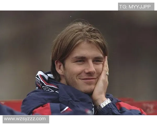 复古风格足球明星的辉煌岁月与经典瞬间回顾