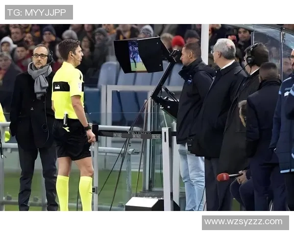 足球明星与他的混血女友在绿茵场上的爱情故事与人生挑战